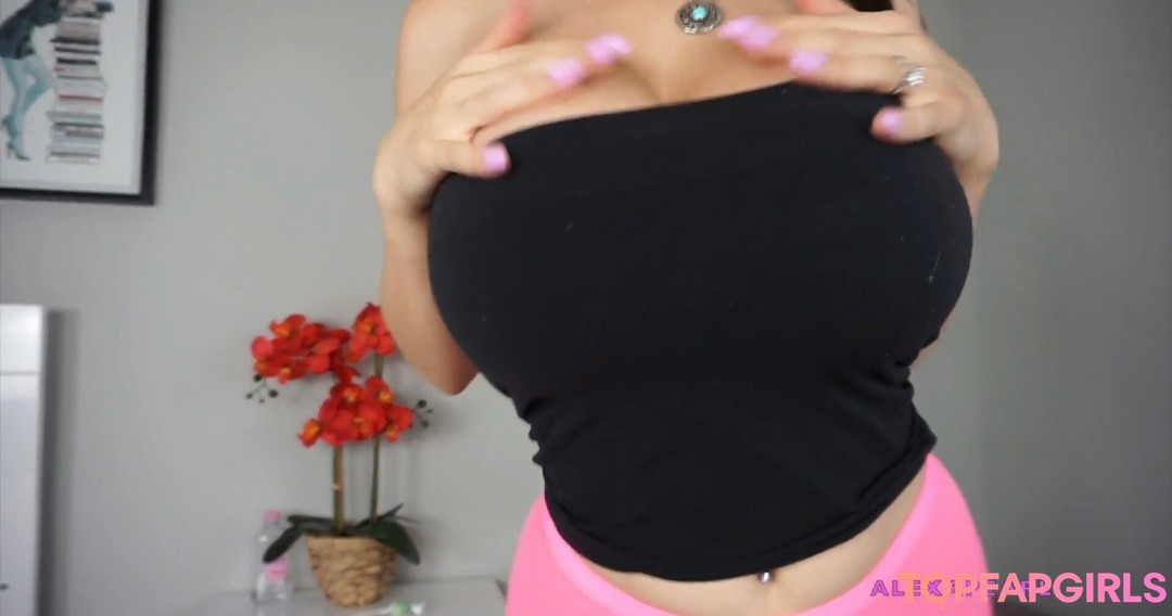 Nacktes geleaktes OnlyFans-Foto von Alexa Pearl #4560