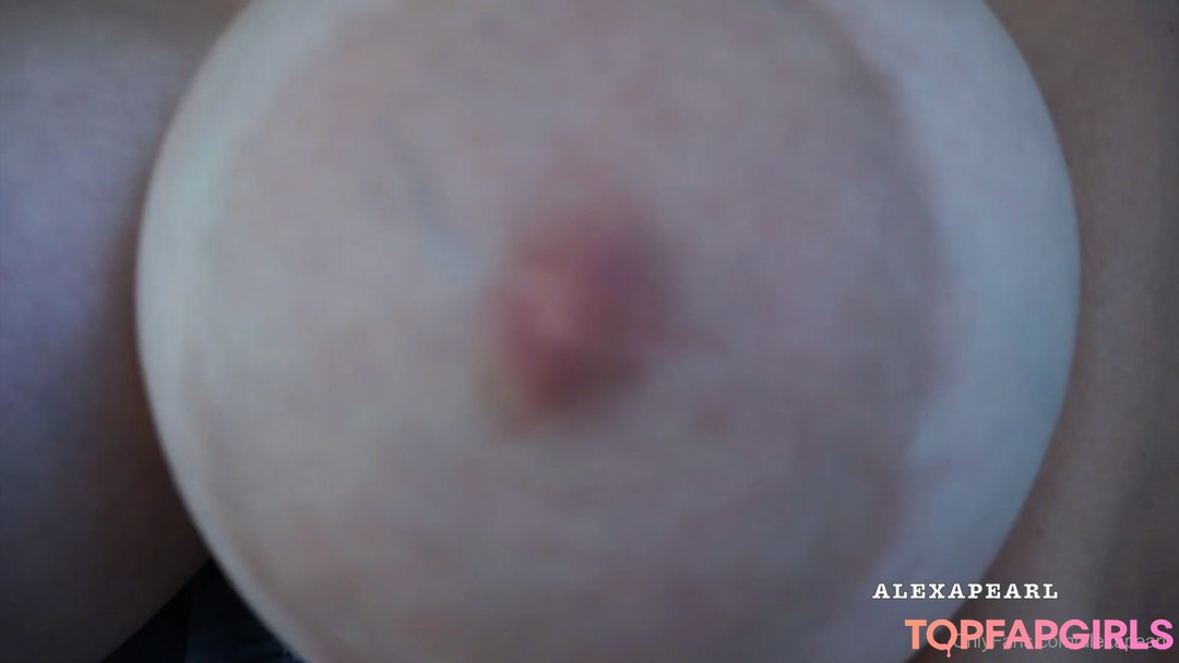 Nacktes geleaktes OnlyFans-Foto von Alexa Pearl #2048
