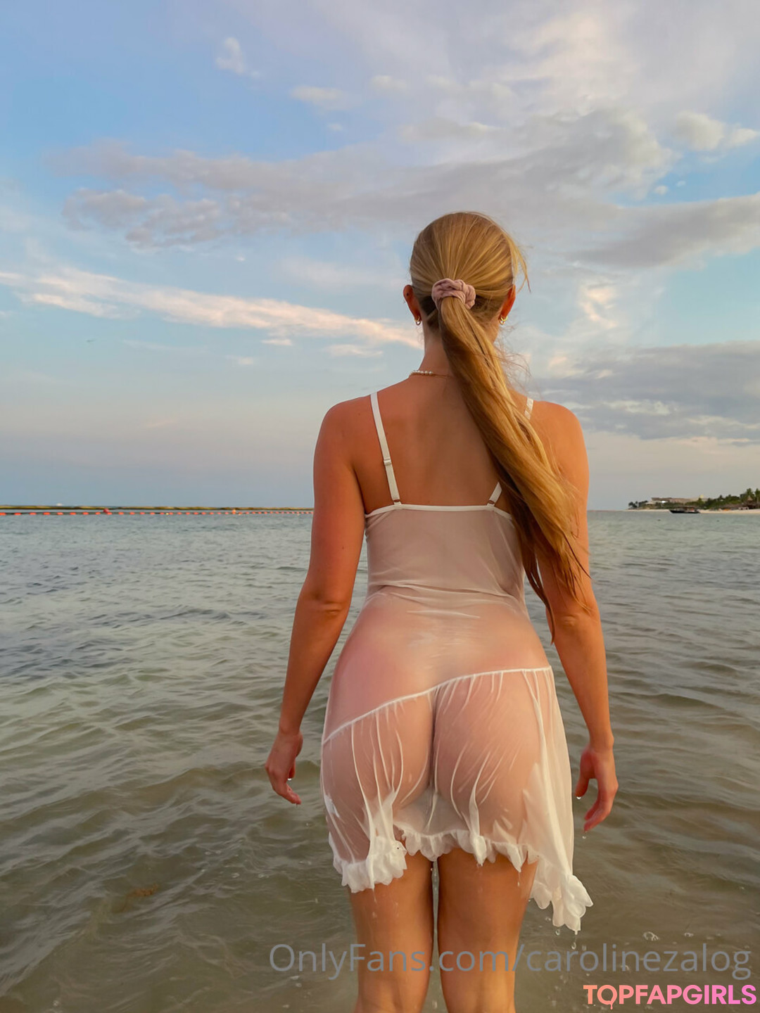 Nacktes geleaktes OnlyFans-Foto von Caroline Zalog #310