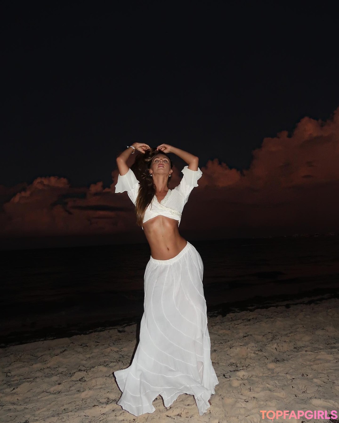 Nacktes geleaktes OnlyFans-Foto von Carmella Rose #421