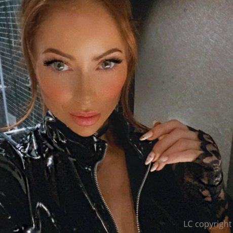 Laura Carter