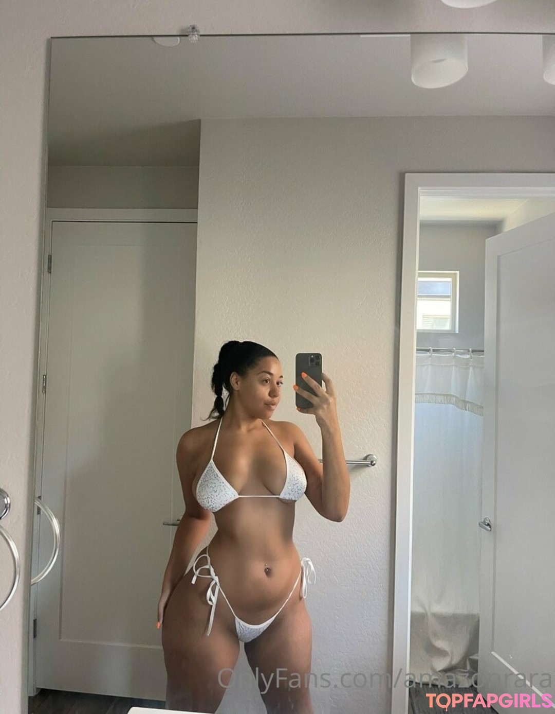 Nacktes geleaktes OnlyFans-Foto von Amazonrara #64
