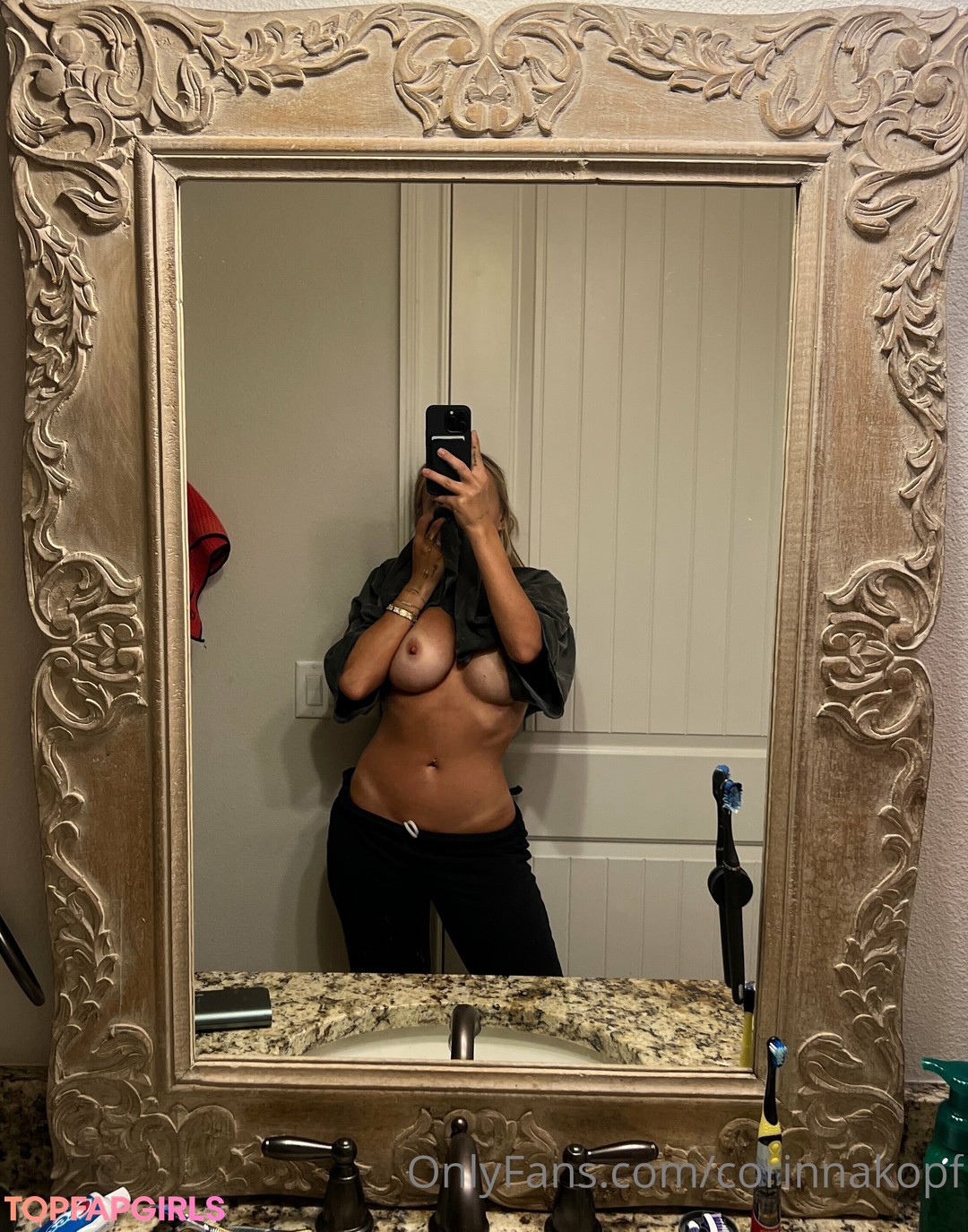 Nacktes geleaktes OnlyFans-Foto von Corinna Kopf #69
