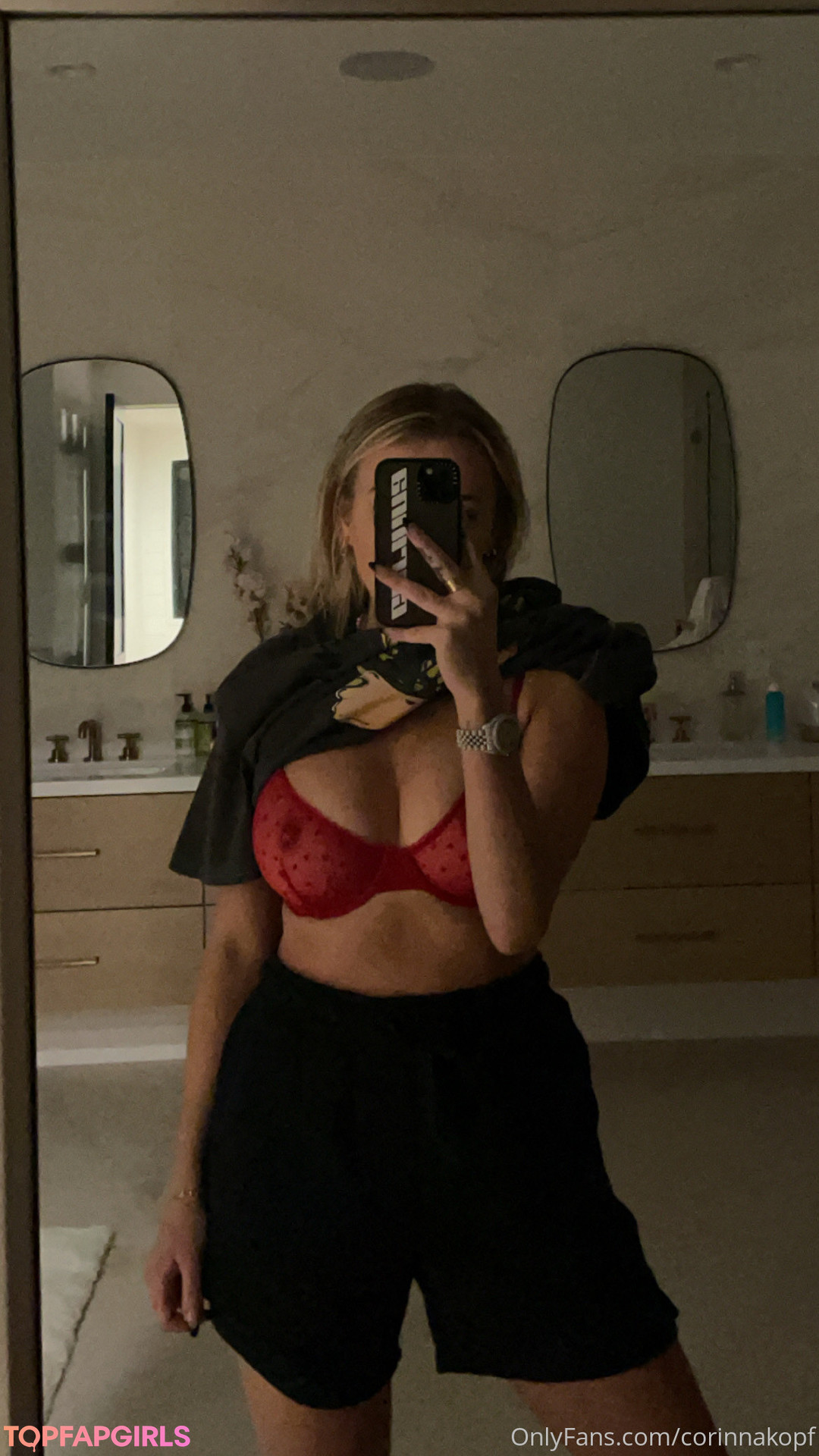 Nacktes geleaktes OnlyFans-Foto von Corinna Kopf #81