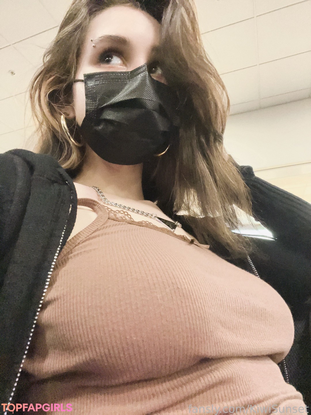 Nacktes geleaktes OnlyFans-Foto von Kiwi Sunset #1038