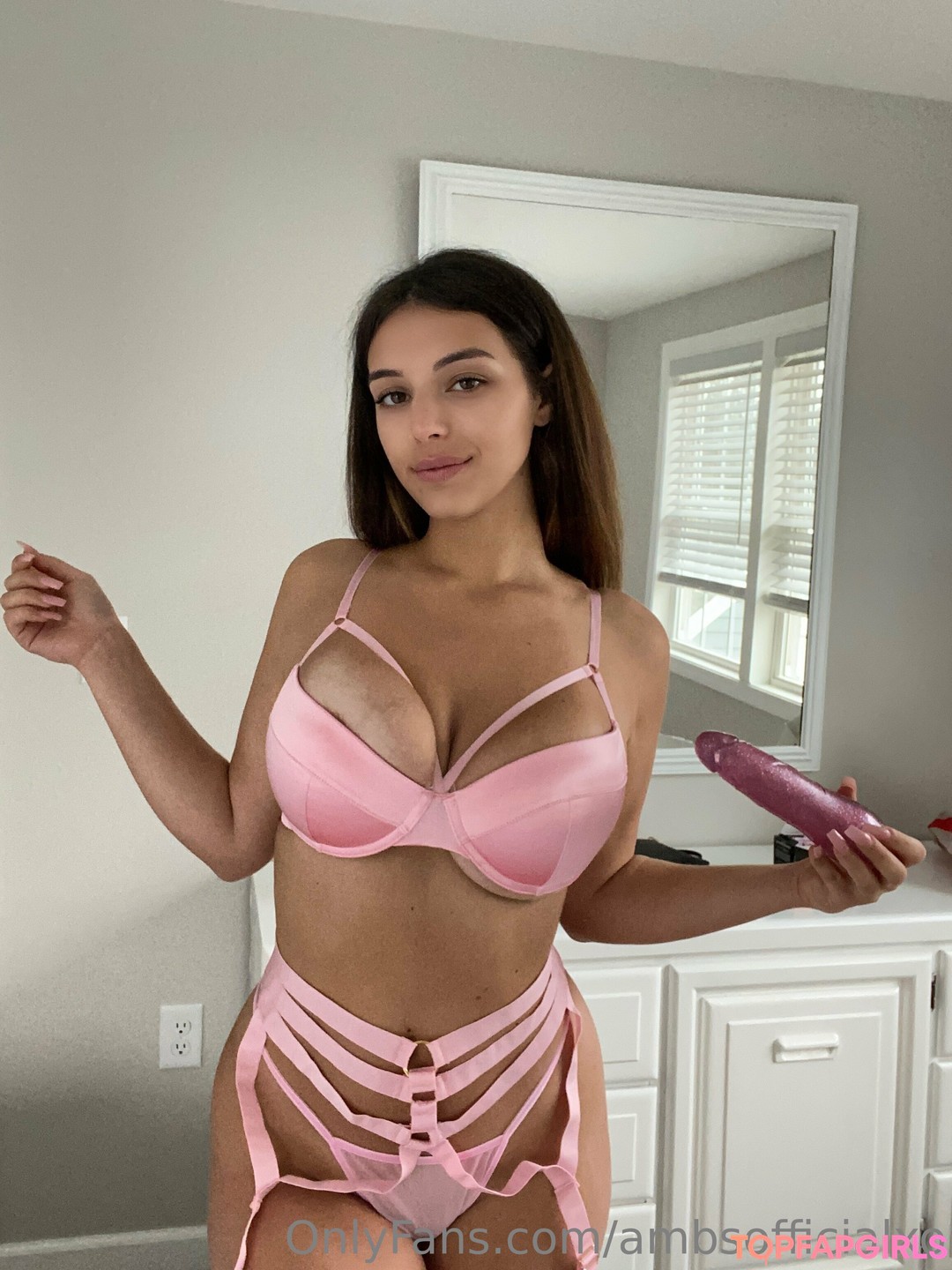 Nacktes geleaktes OnlyFans-Foto von Amber Ajami #289