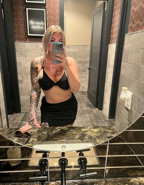 Nacktes geleaktes OnlyFans-Foto von Ophelia O