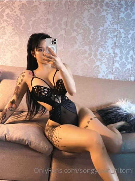 Hitomi Songyuxin