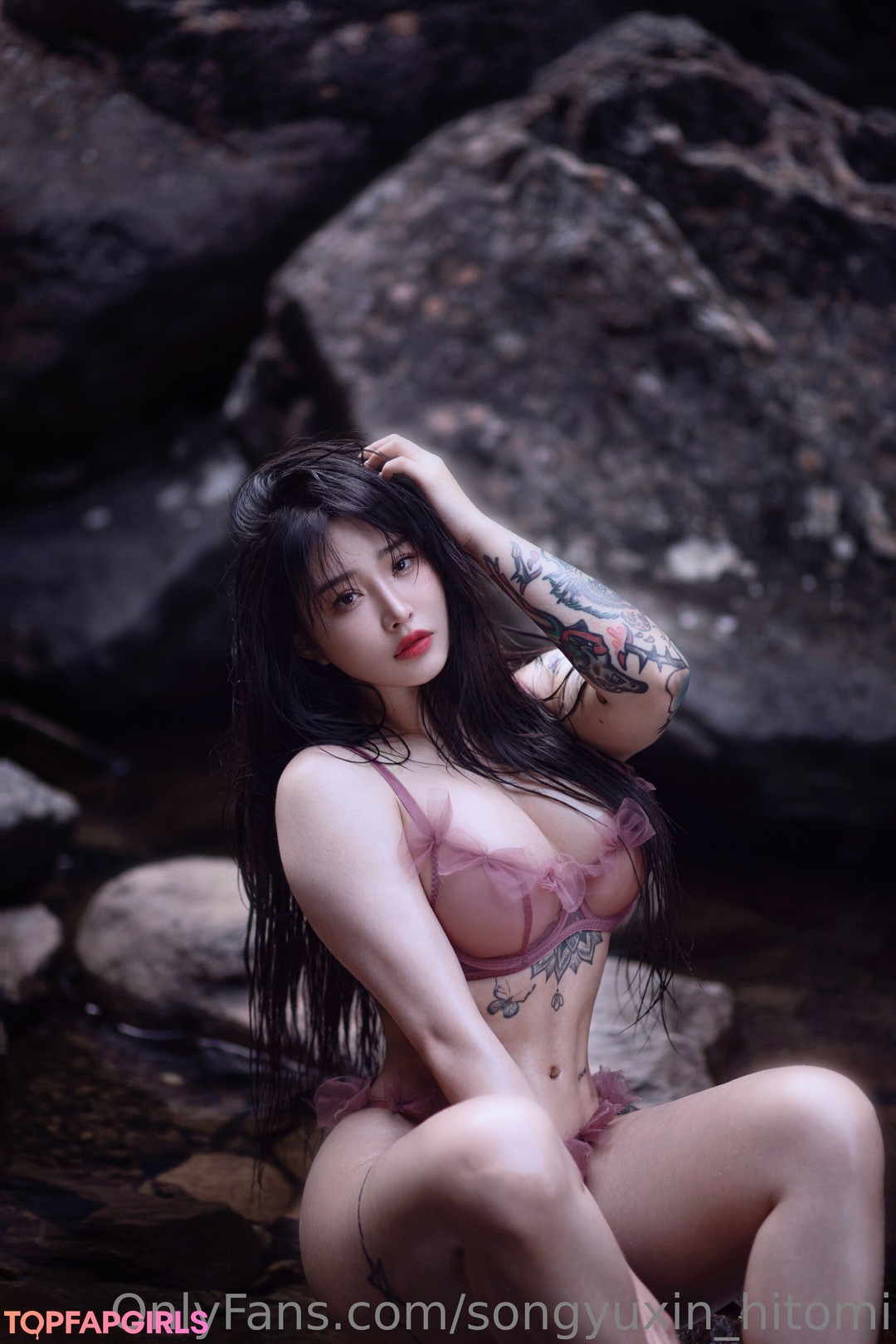 Nacktes geleaktes OnlyFans-Foto von Hitomi Songyuxin #252