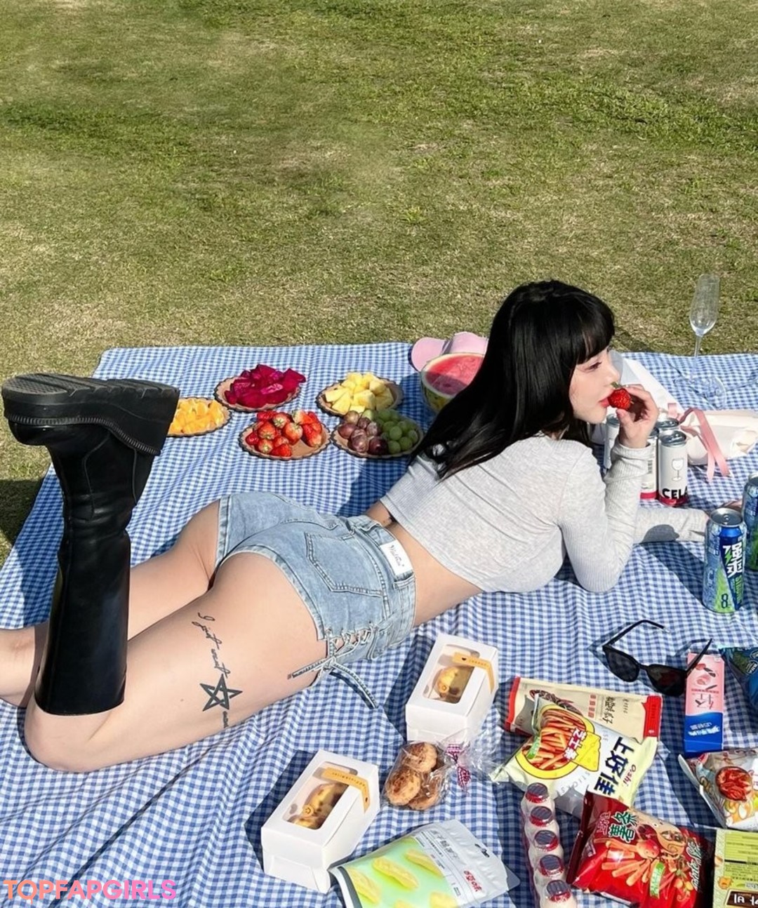Nacktes geleaktes OnlyFans-Foto von Hitomi Songyuxin #438