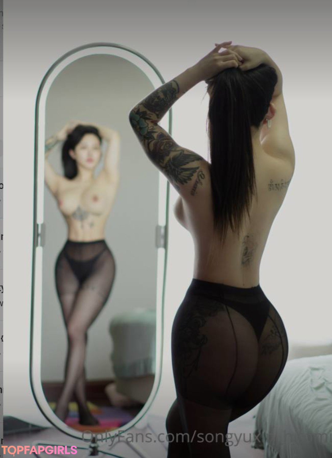 Nacktes geleaktes OnlyFans-Foto von Hitomi Songyuxin #51