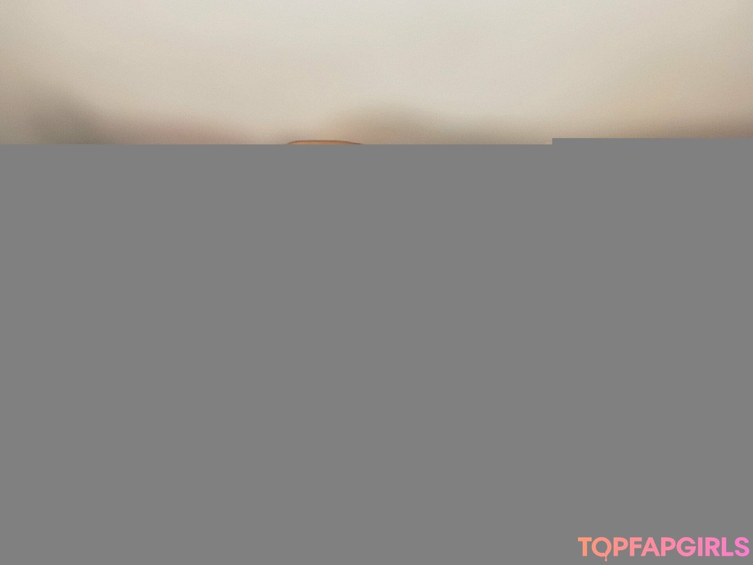 Nacktes geleaktes OnlyFans-Foto von Soly Asmr #1047