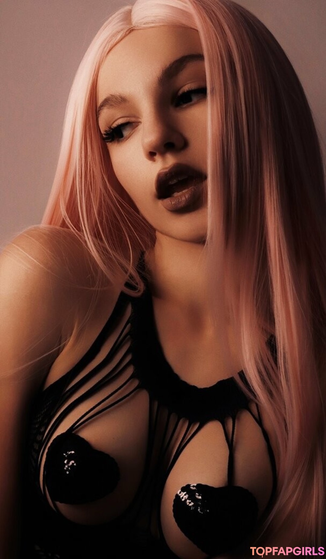 Nacktes geleaktes OnlyFans-Foto von Soly Asmr #1704