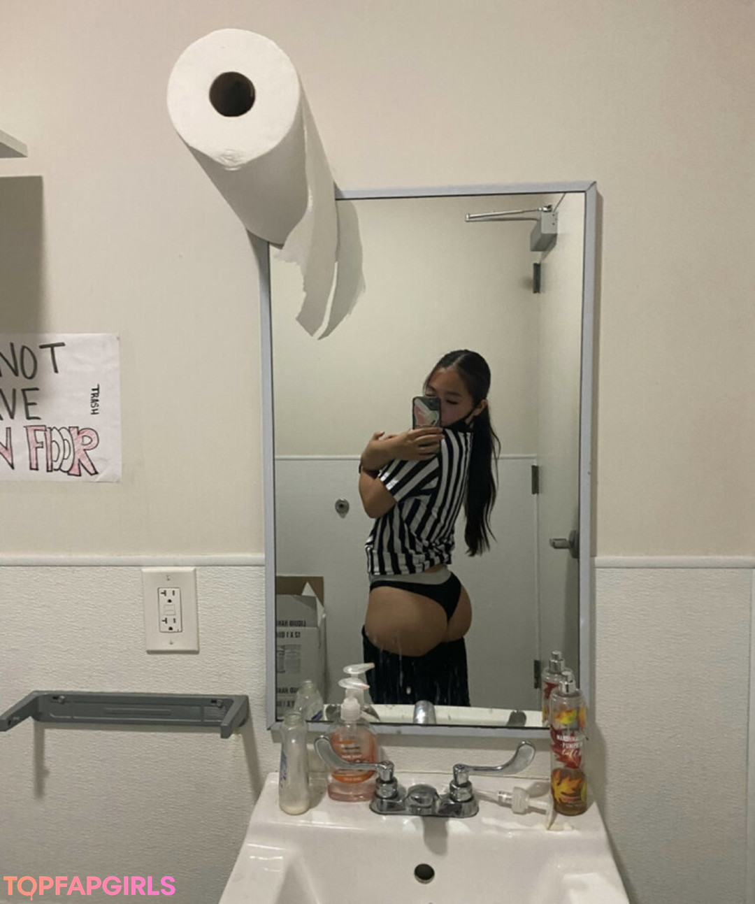 Nacktes geleaktes OnlyFans-Foto von Eliza Chau #214