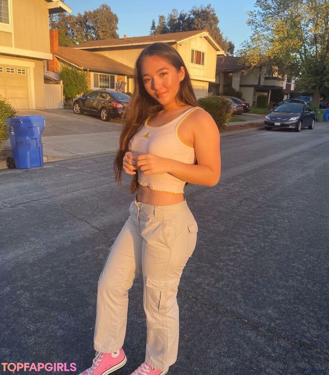 Nacktes geleaktes OnlyFans-Foto von Eliza Chau #299