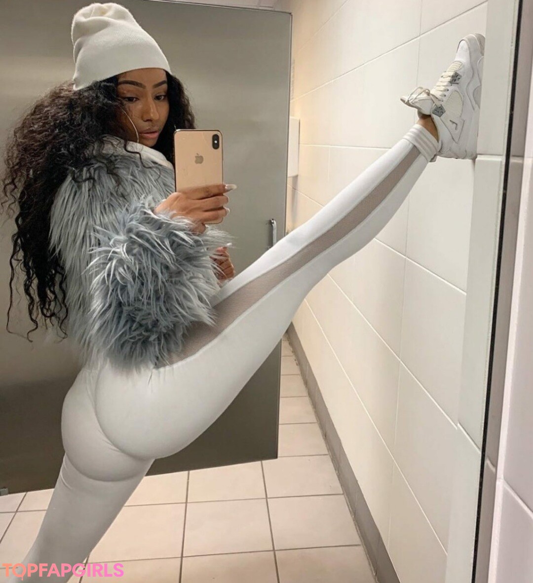 Nacktes geleaktes OnlyFans-Foto von Rubixrose #111