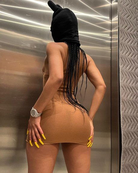 Nacktes geleaktes OnlyFans-Foto von Rubixrose