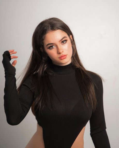 Sierra Cabot