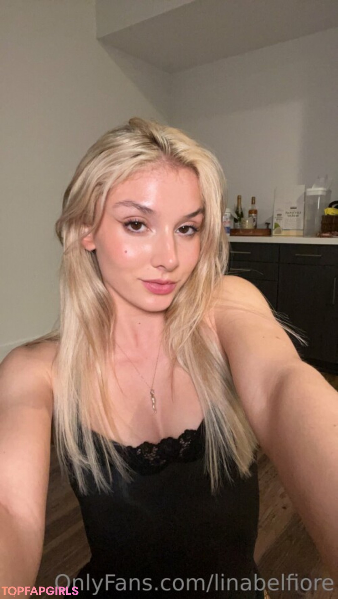 Nacktes geleaktes OnlyFans-Foto von Lina Belfiore #175