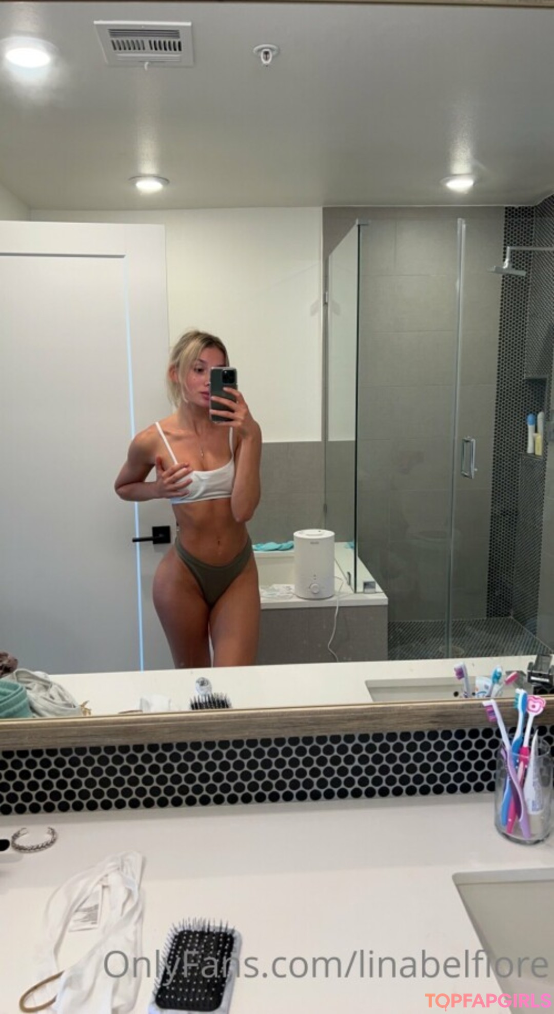 Nacktes geleaktes OnlyFans-Foto von Lina Belfiore #177