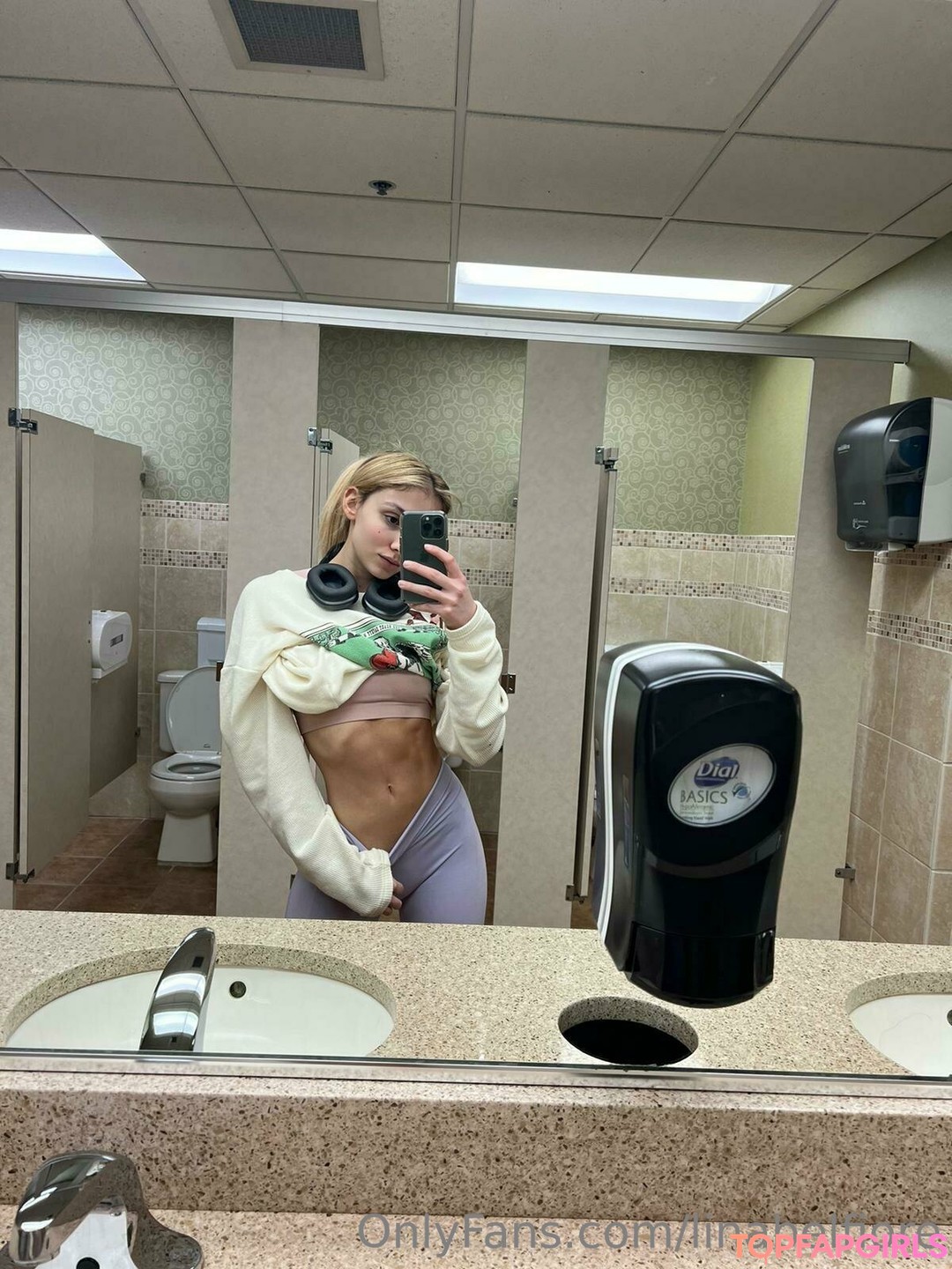 Nacktes geleaktes OnlyFans-Foto von Lina Belfiore #376