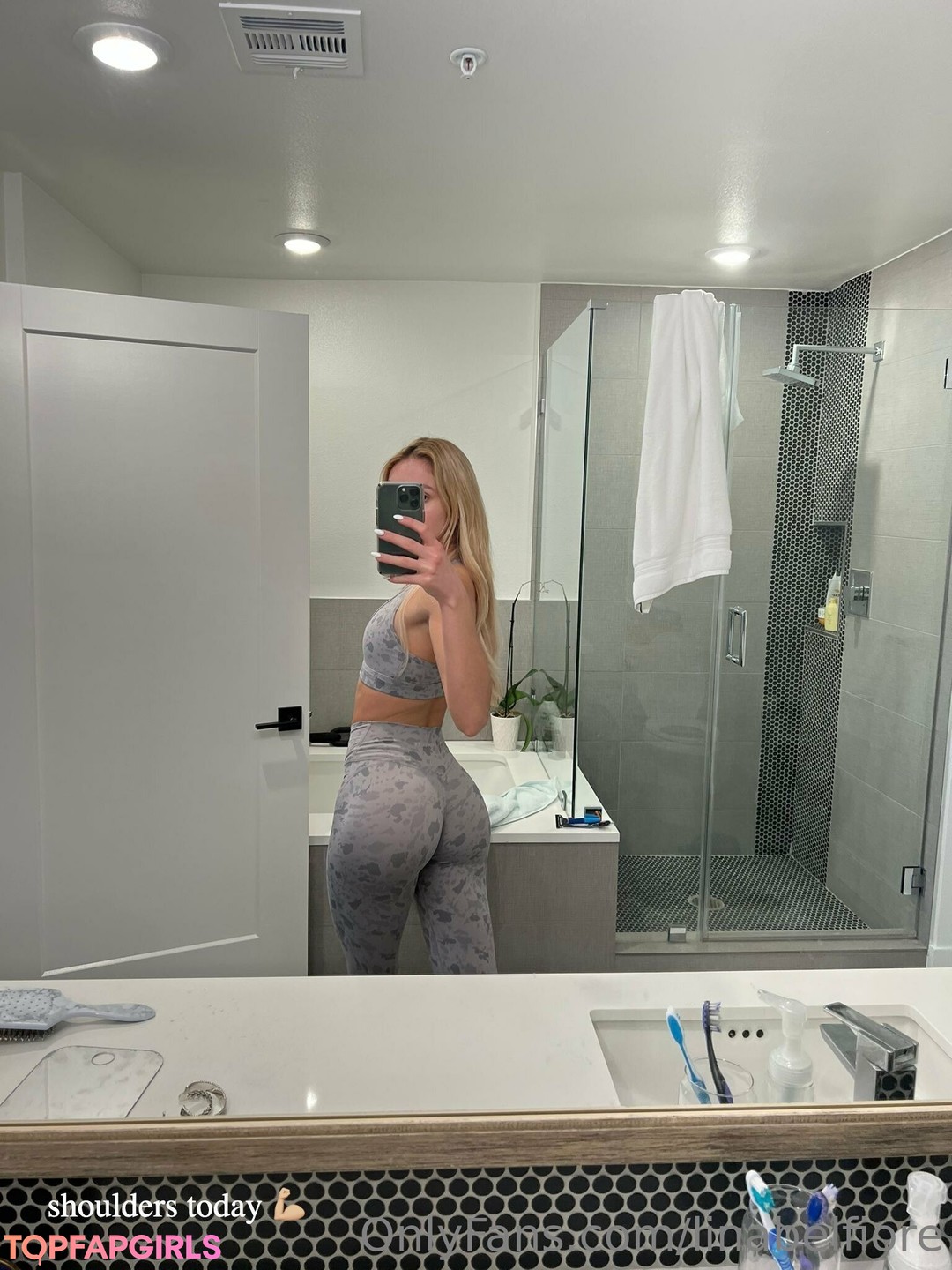 Nacktes geleaktes OnlyFans-Foto von Lina Belfiore #416