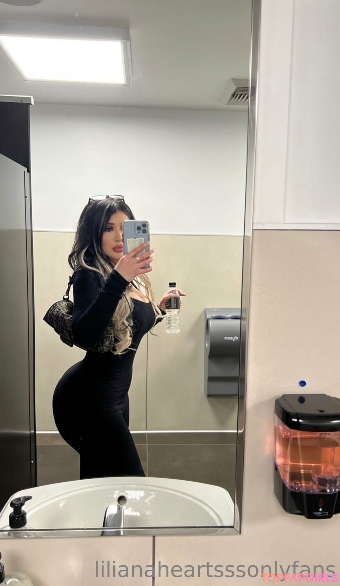 Nacktes geleaktes OnlyFans-Foto von Lilianaheartsss #746