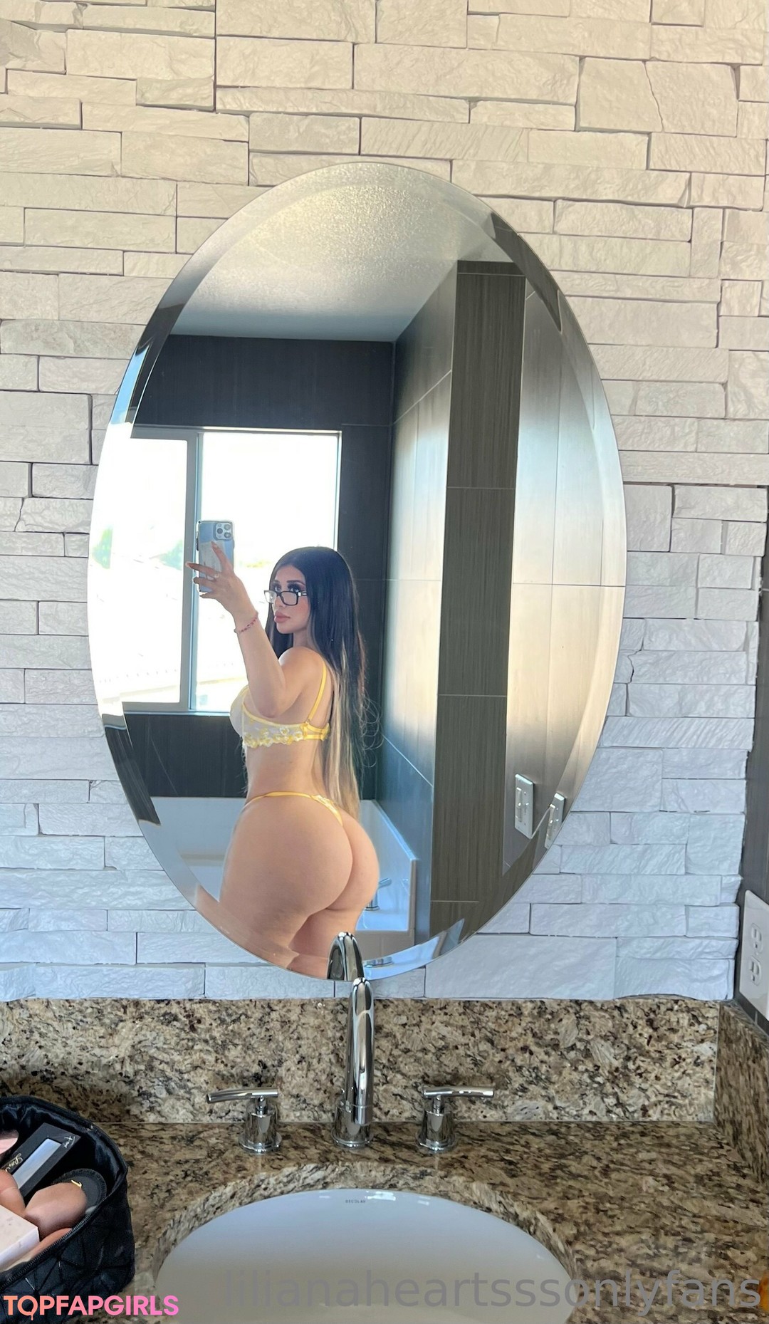 Nacktes geleaktes OnlyFans-Foto von Lilianaheartsss #401