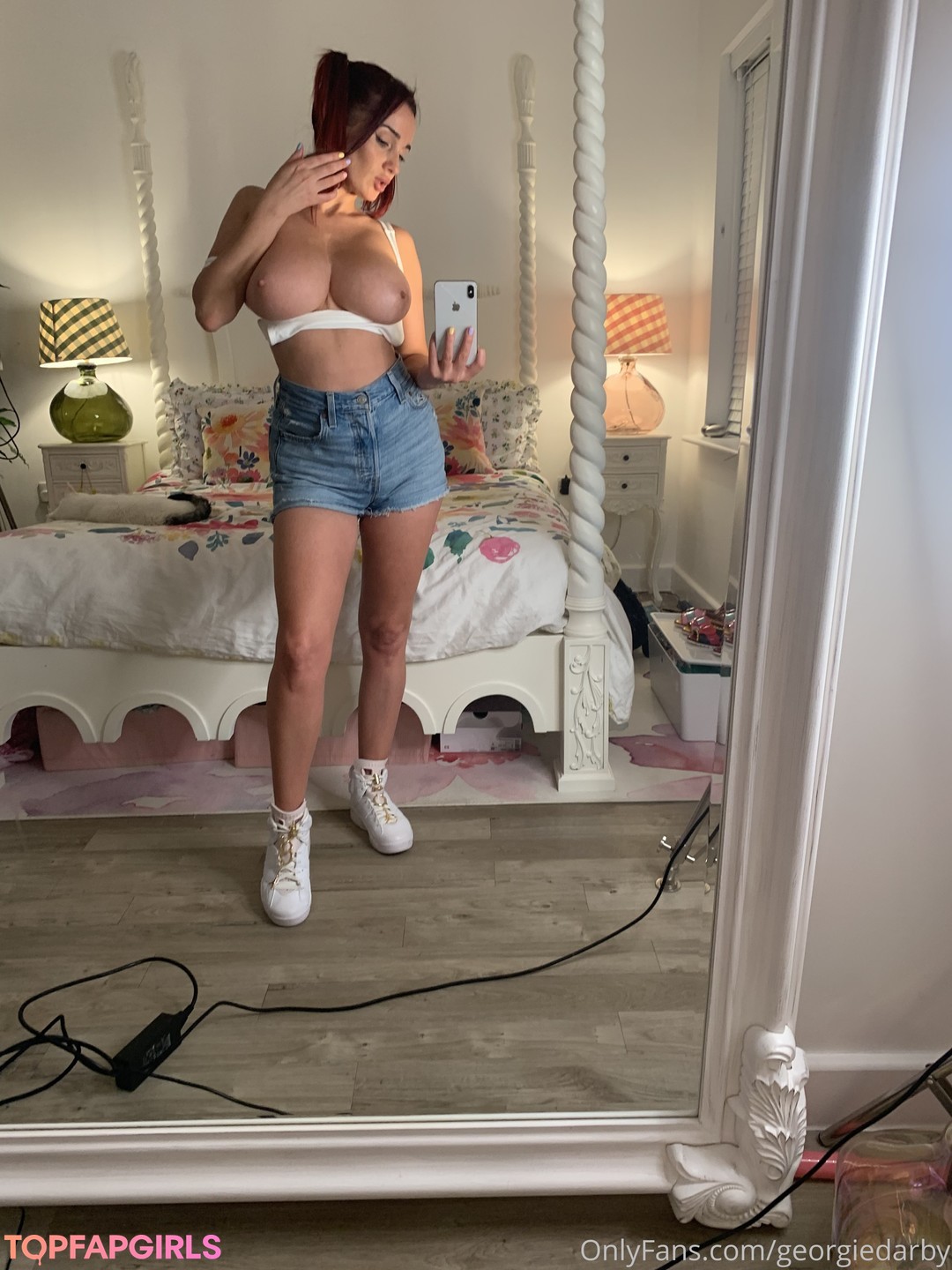 Nacktes geleaktes OnlyFans-Foto von Georgie Darby #431