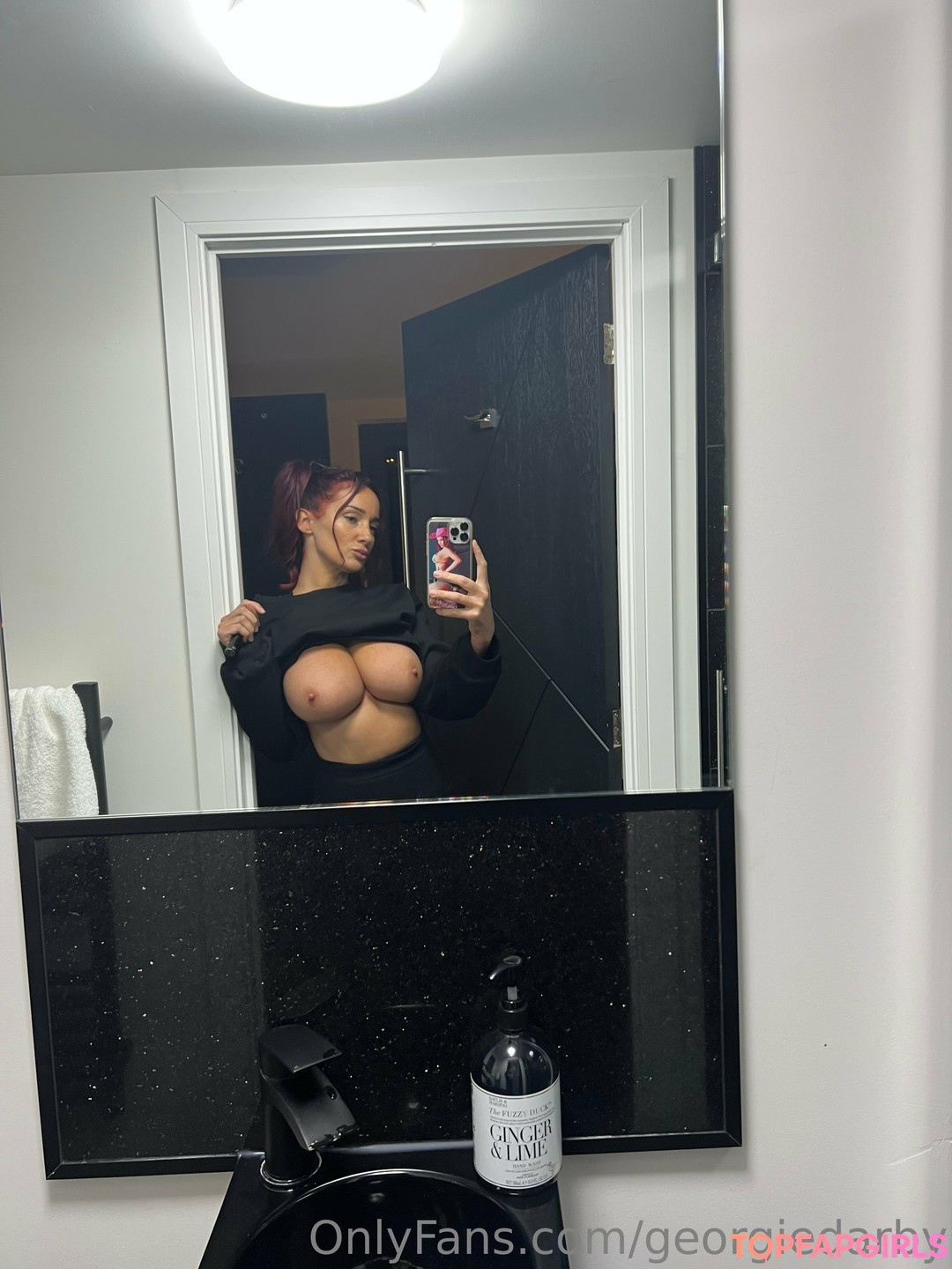 Nacktes geleaktes OnlyFans-Foto von Georgie Darby #471
