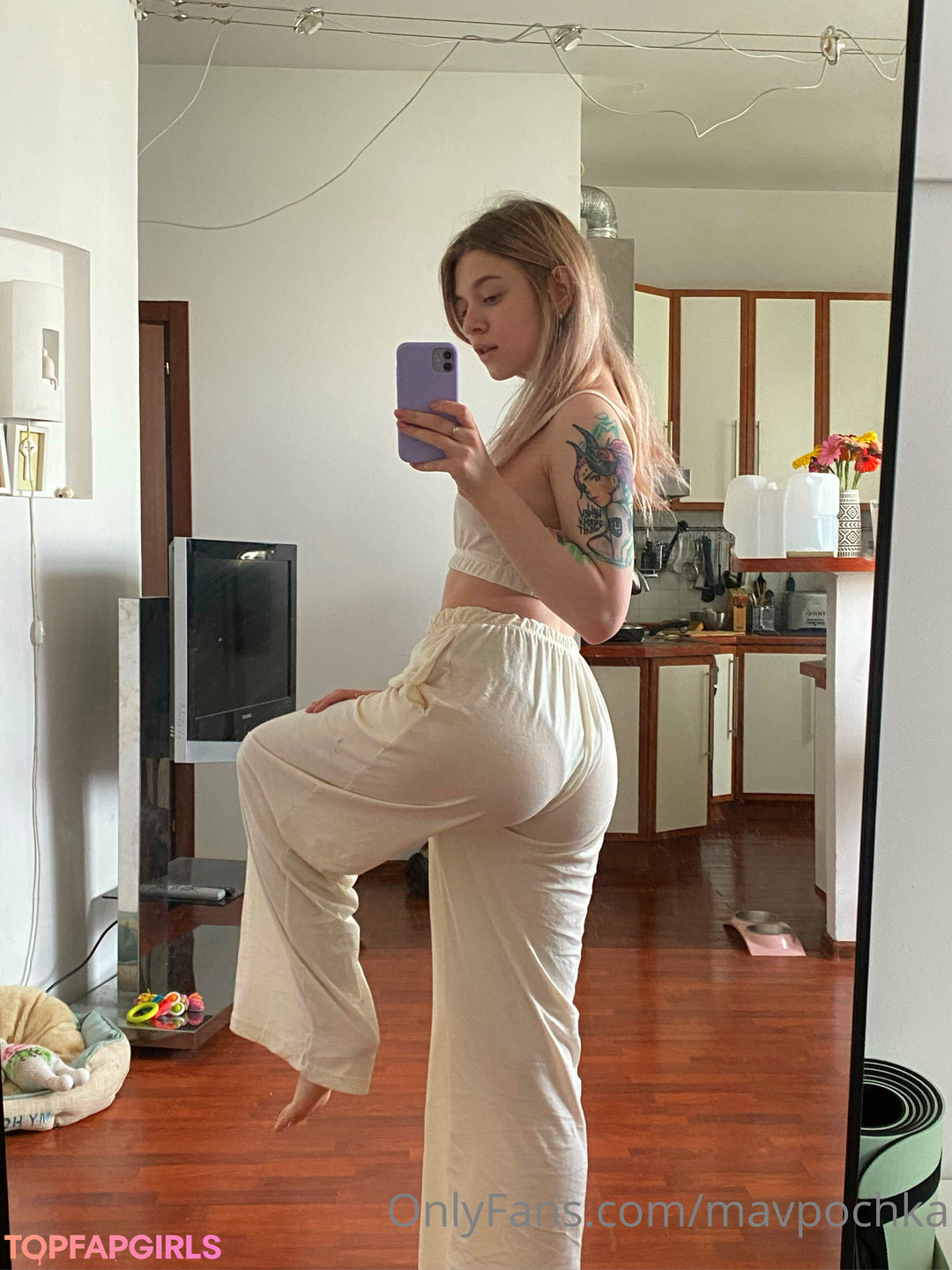 Nacktes geleaktes OnlyFans-Foto von Mavpochka #216