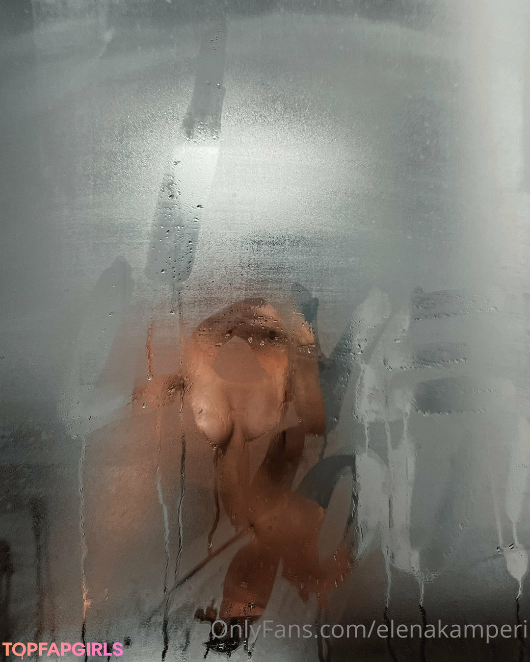 Nacktes geleaktes OnlyFans-Foto von Elena Kamperi #111