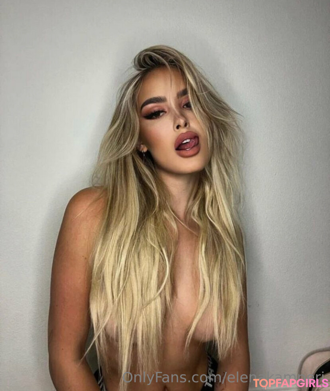 Nacktes geleaktes OnlyFans-Foto von Elena Kamperi #294