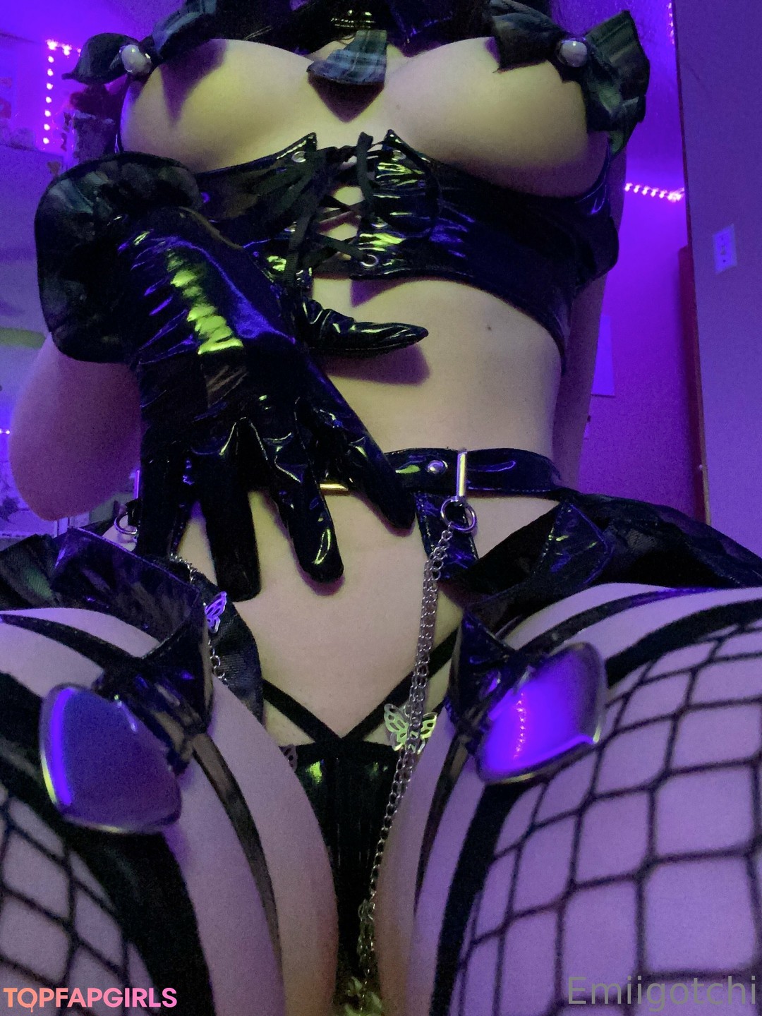 Nacktes geleaktes OnlyFans-Foto von Emiigotchi #287