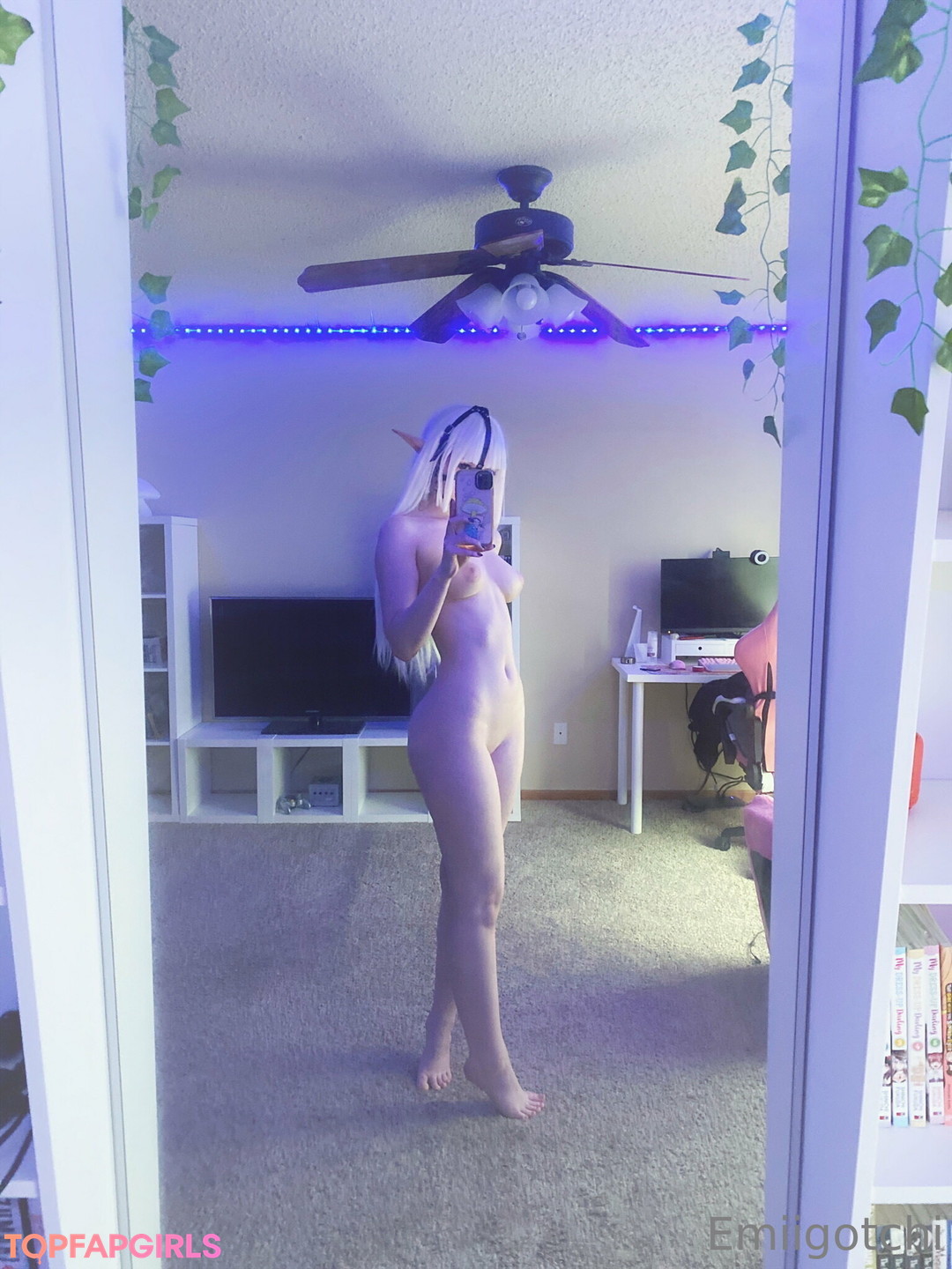 Nacktes geleaktes OnlyFans-Foto von Emiigotchi #342