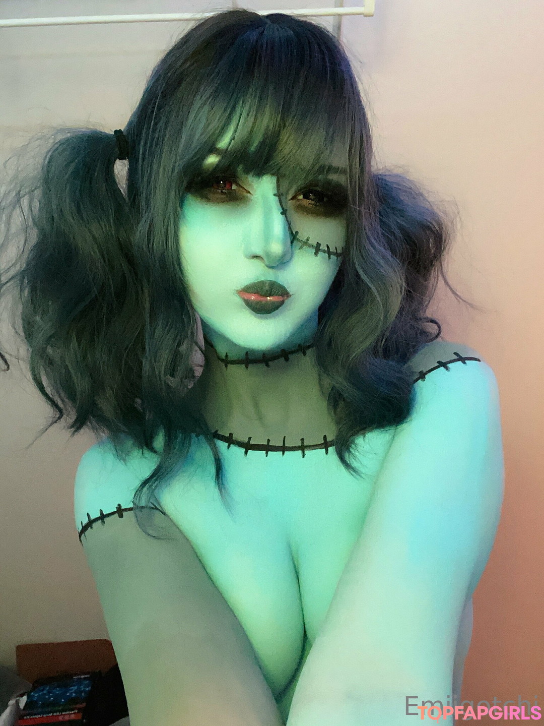 Nacktes geleaktes OnlyFans-Foto von Emiigotchi #465