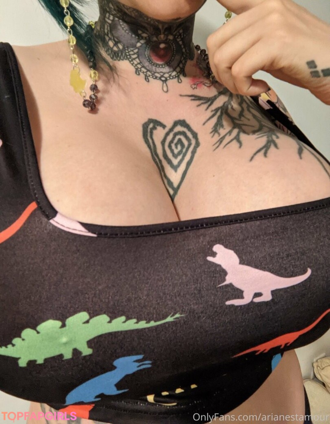 Nacktes geleaktes OnlyFans-Foto von Ariane Saint Amour #1209