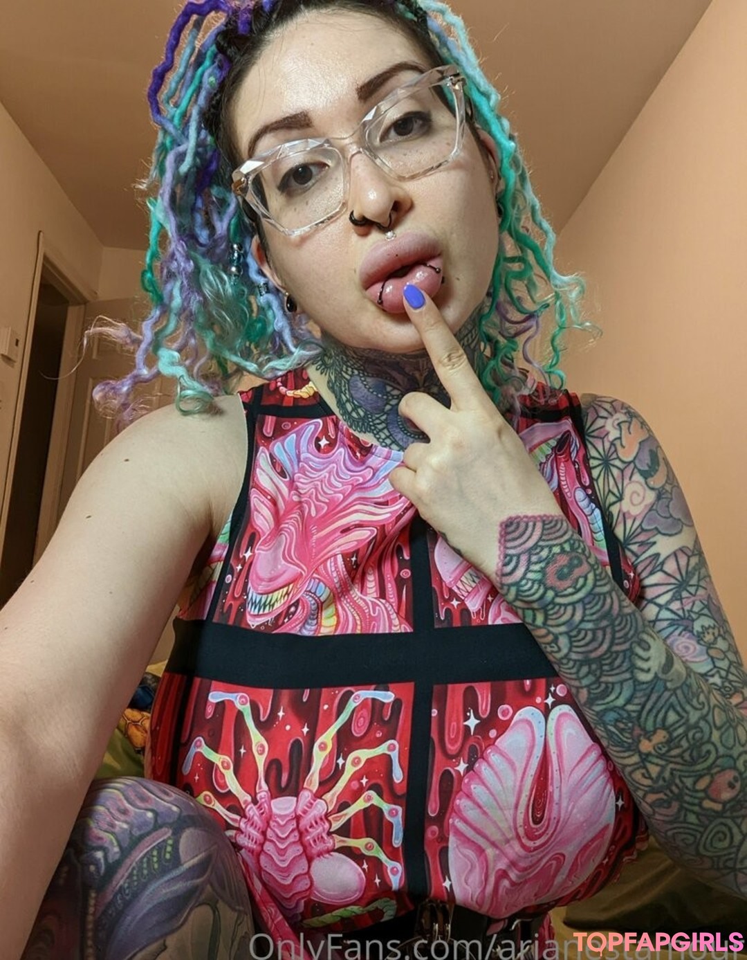 Nacktes geleaktes OnlyFans-Foto von Ariane Saint Amour #1952