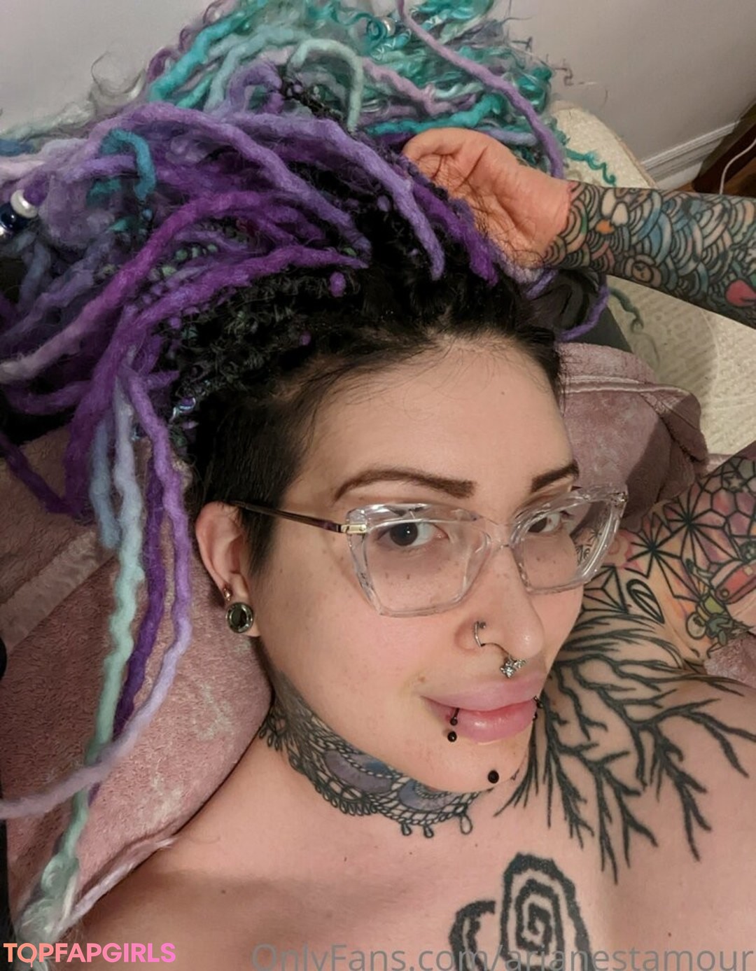 Nacktes geleaktes OnlyFans-Foto von Ariane Saint Amour #2132