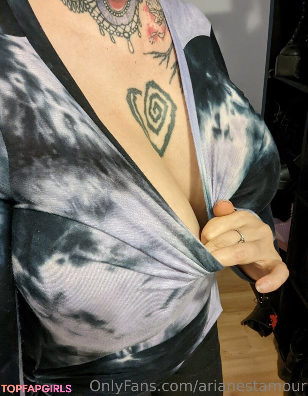 Nacktes geleaktes OnlyFans-Foto von Ariane Saint Amour #2631