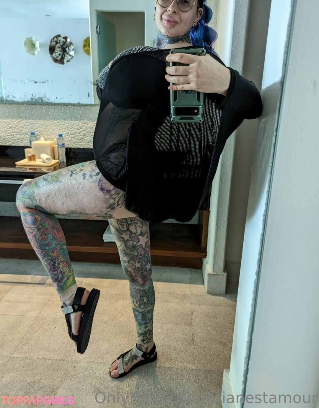 Nacktes geleaktes OnlyFans-Foto von Ariane Saint Amour #2760