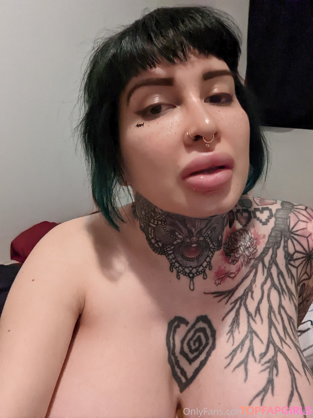 Nacktes geleaktes OnlyFans-Foto von Ariane Saint Amour #781