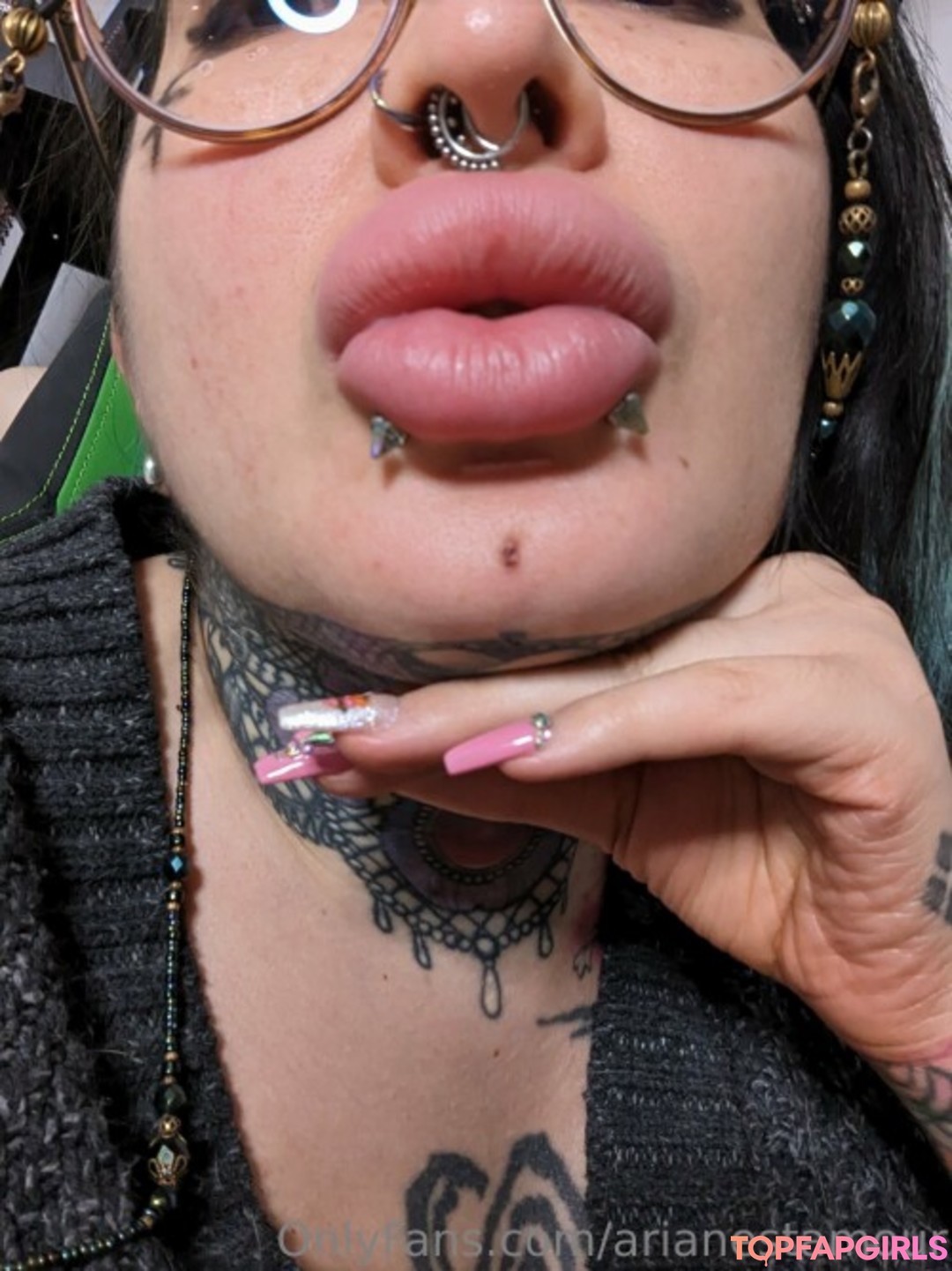 Nacktes geleaktes OnlyFans-Foto von Ariane Saint Amour #864