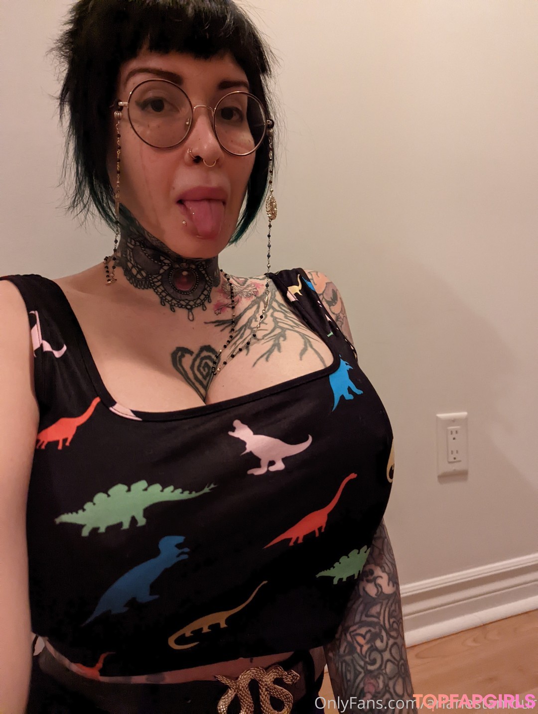 Nacktes geleaktes OnlyFans-Foto von Ariane Saint Amour #998