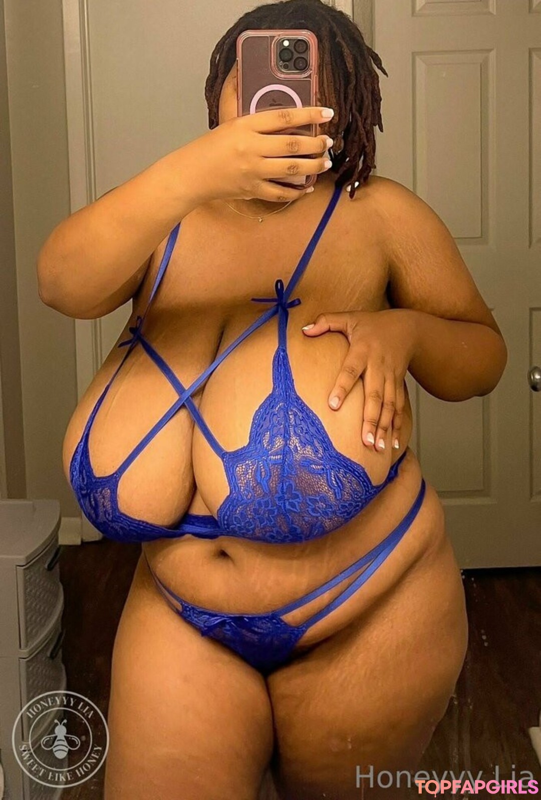 Nacktes geleaktes OnlyFans-Foto von Miss Honey Mia #79