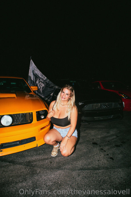 Nacktes geleaktes OnlyFans-Foto von Vanessa Lovell