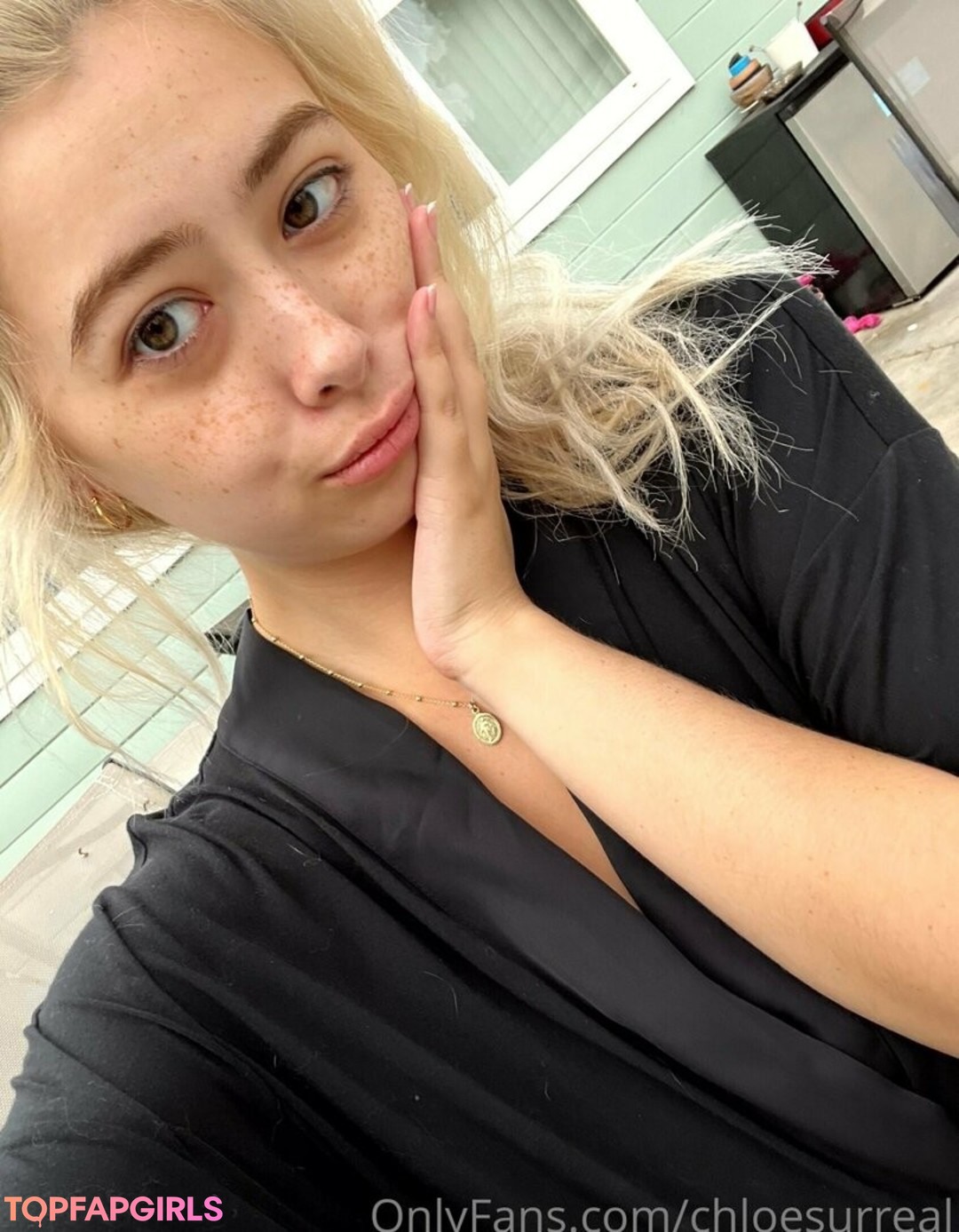 Nacktes geleaktes OnlyFans-Foto von Chloe Surreal #269