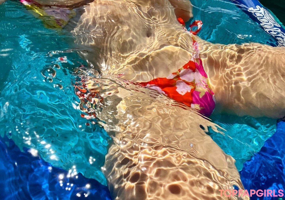 Nacktes geleaktes OnlyFans-Foto von Chloe Surreal #497