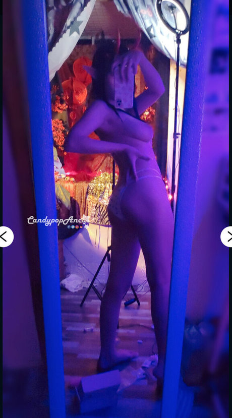 Nacktes geleaktes OnlyFans-Foto von Candypopanca
