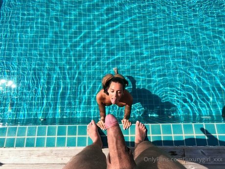 LuxuryGirl